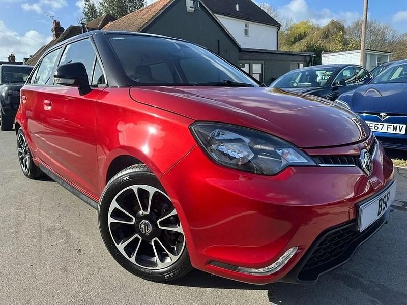 Usado MG MG3 106 HP (77 kW) 2018 Vermelho Citadino