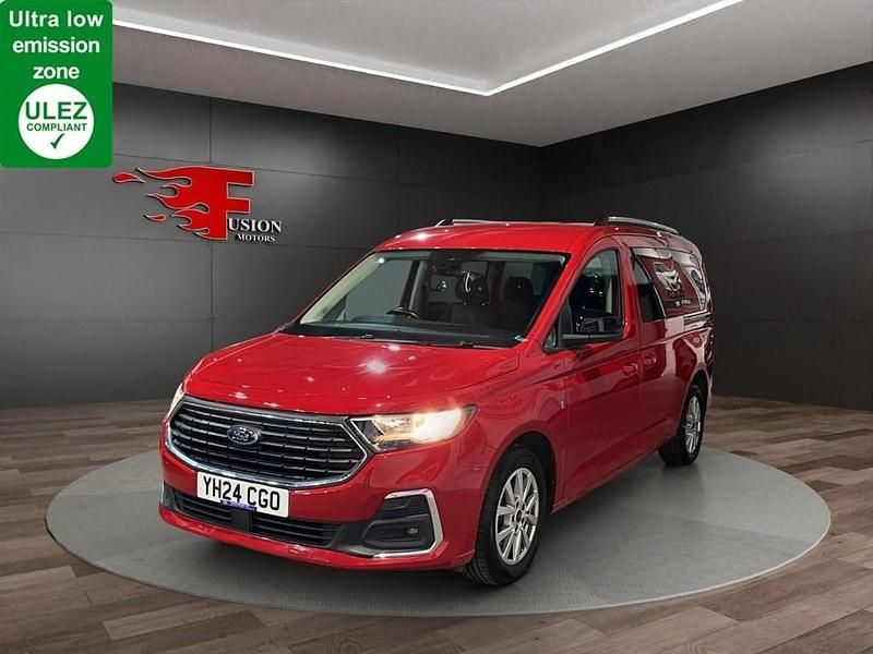 Used Ford Grand Tourneo Connect Titanium 122 HP (89 kW) 2024 Red MPV