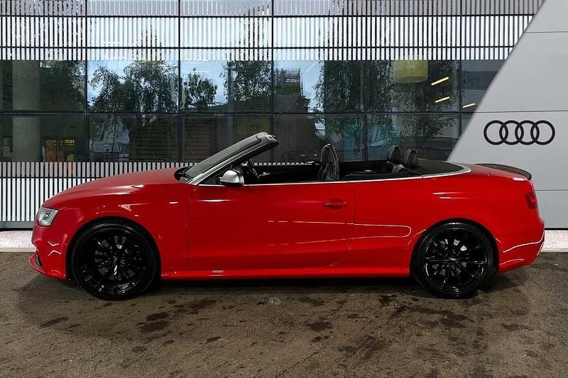 Used Audi RS5 Advanced 450 HP (330 kW) 2015 Red Cabriolet