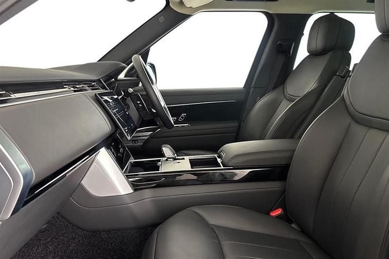 Used Land Rover Range Rover HSE 300 HP (220 kW) 2024 Other SUV
