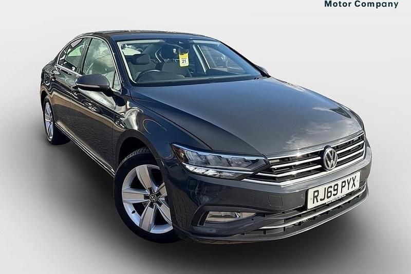 Used 2020 VW Passat SE Estate | £13,799 (Super price) - Image 1/1