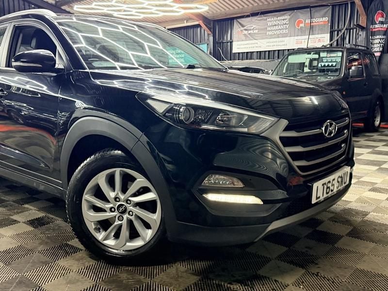 Used Hyundai Tucson SE 185 HP (136 kW) 2015 Black SUV