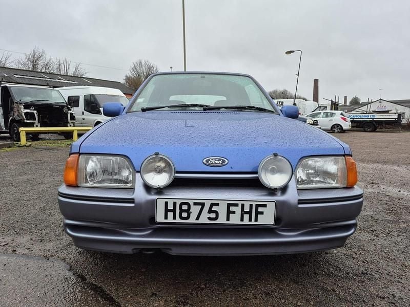 Begagnad Ford Escort Cabriolet 1990 Blå Cab