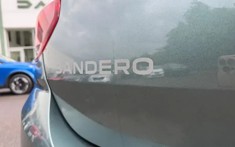 Used Dacia Sandero Extreme 91 HP (66 kW) 2023 Green Hatchback