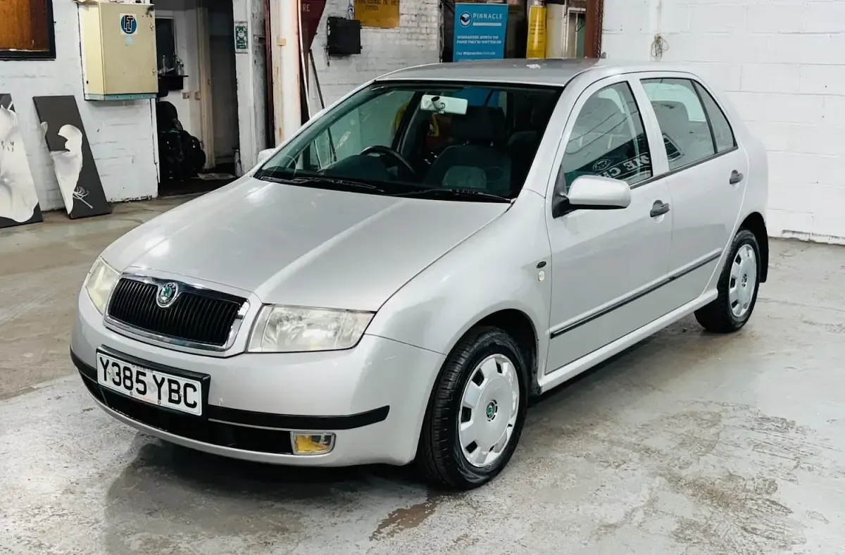 Used Skoda Fabia Comfort 75 HP (55 kW) 2001 Grey Estate