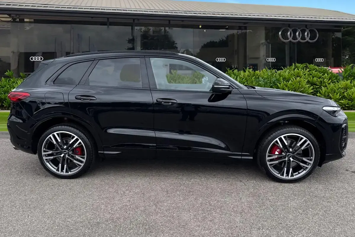 New Audi SQ5 Black Edition 2026 Black SUV