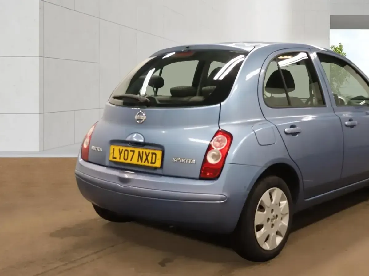 Używany Nissan Micra 79 KM (58 kW) 2007 Niebieski Hatchback