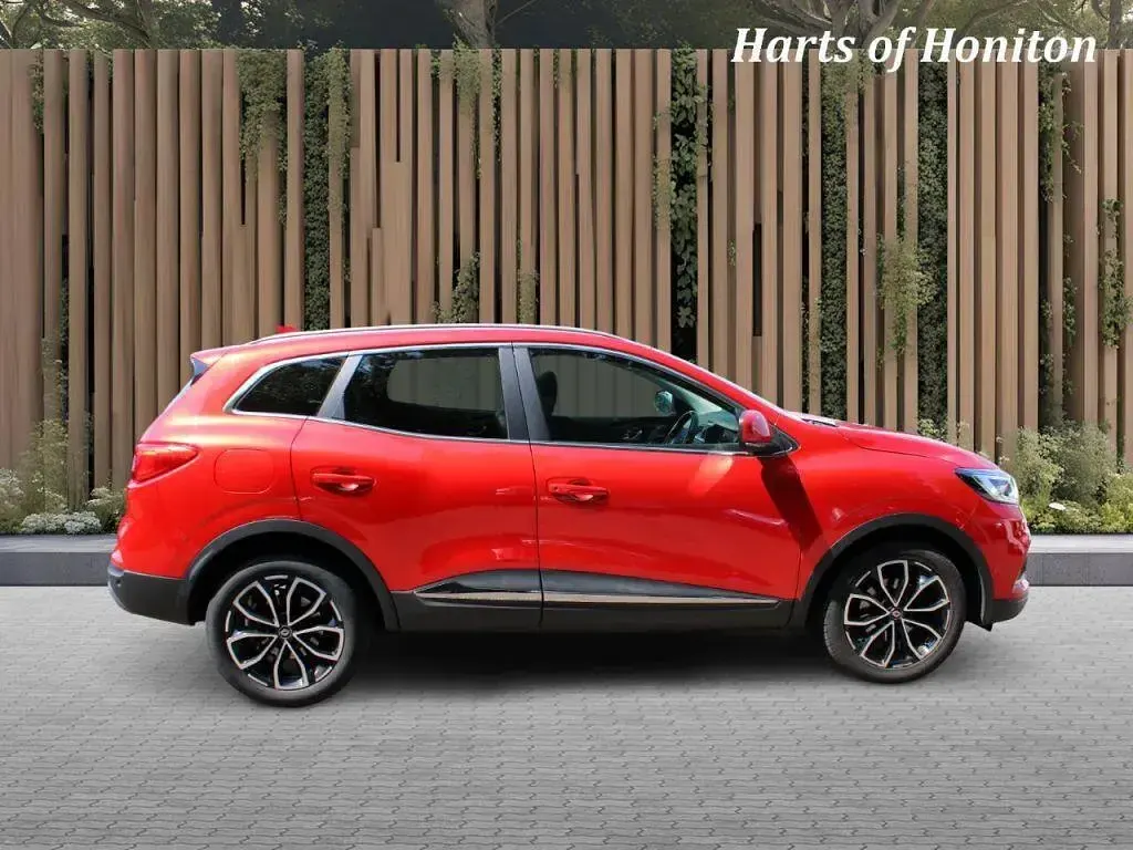 Used Renault Kadjar Version S 140 HP (102 kW) 2022 Red SUV