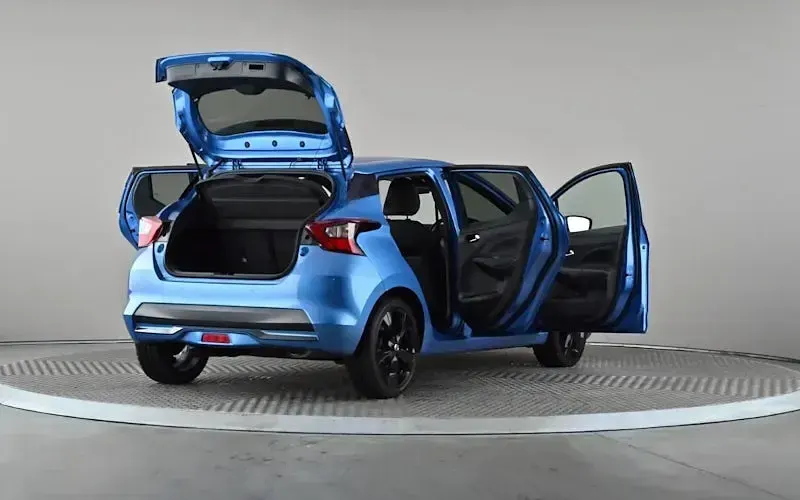 Used Nissan Micra 92 HP (67 kW) 2021 Blue Hatchback