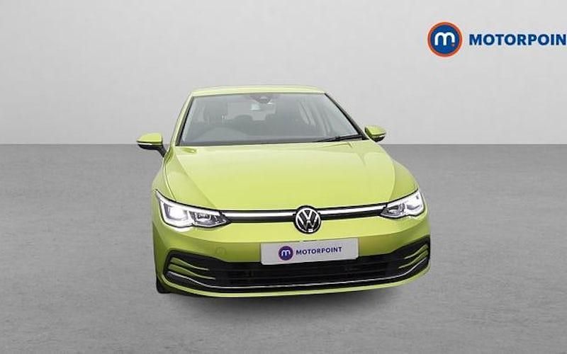 Second-hand VW Golf VIII Style 150 CP (110 kW) 2024 Hatchback