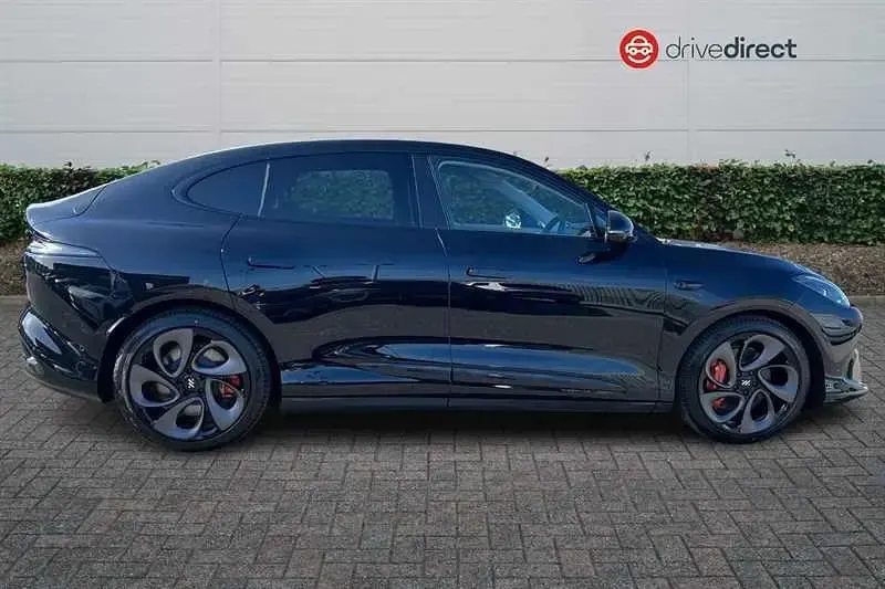 Used MG IM6 553 kW (752 HP) 2026 Black SUV