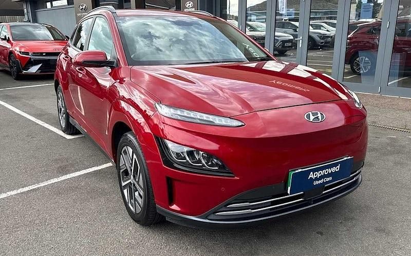 Used 2023 Hyundai Kona Premium SUV | £16,158 (A bit pricey) - Image 1/4