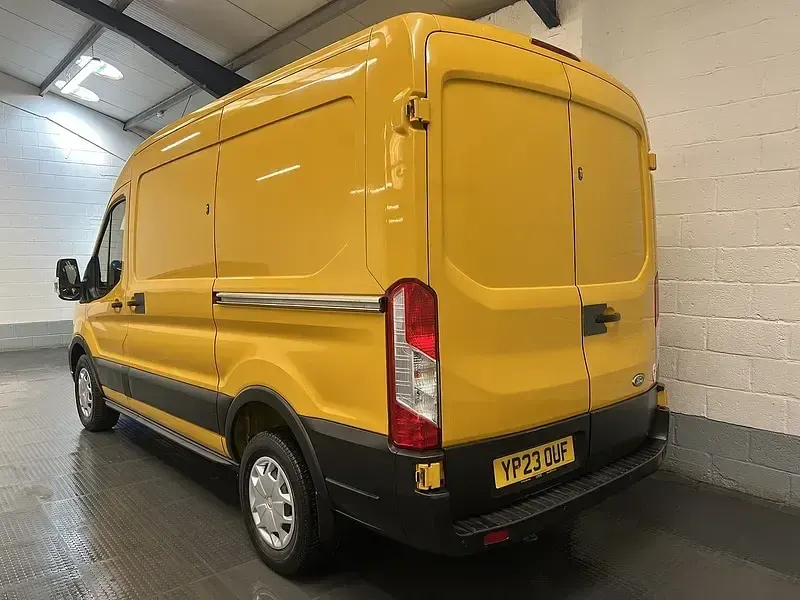 Used Ford Transit Trend 130 HP (95 kW) 2023 Yellow Van