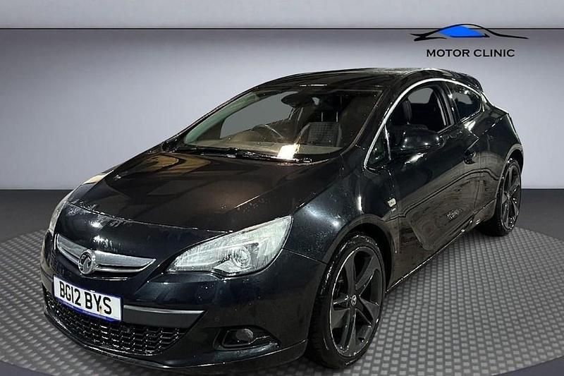 Used Vauxhall Astra GTC SRi 165 HP (121 kW) 2012 Coupe