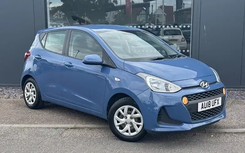Used Hyundai i10 SE 67 HP (49 kW) 2020 Hatchback