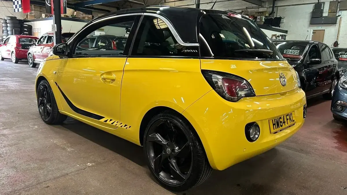 Used Vauxhall Adam Slam 100 HP (73 kW) 2014 Yellow Hatchback