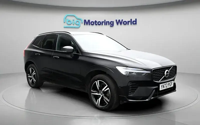 Usado Volvo XC60 Plus 340 HP (250 kW) 2021 Preto SUV