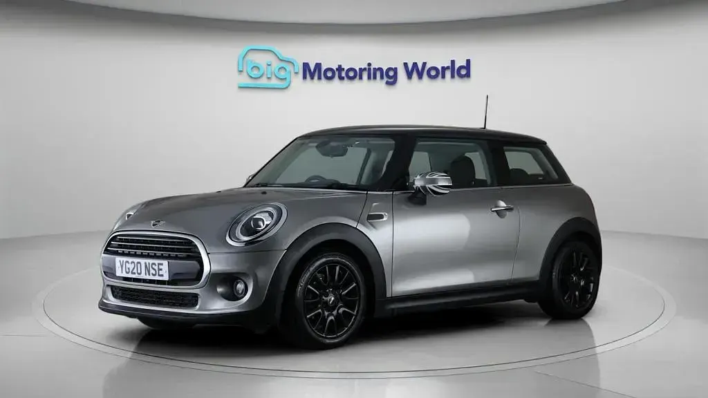 Used Mini Cooper Classic 136 HP (100 kW) 2020 Silver Hatchback