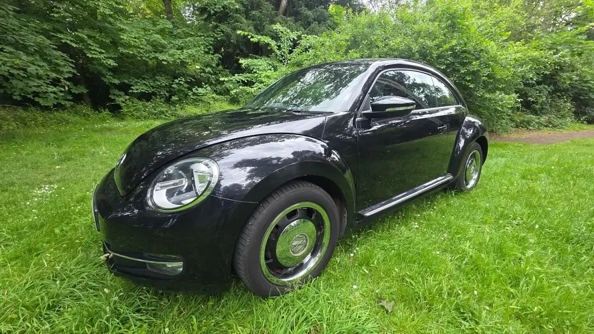 Used VW Beetle Design 140 HP (102 kW) 2014 Black Hatchback