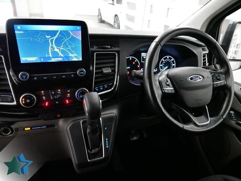 Used Ford Transit Custom Limited 170 HP (125 kW) 2020 Grey Estate