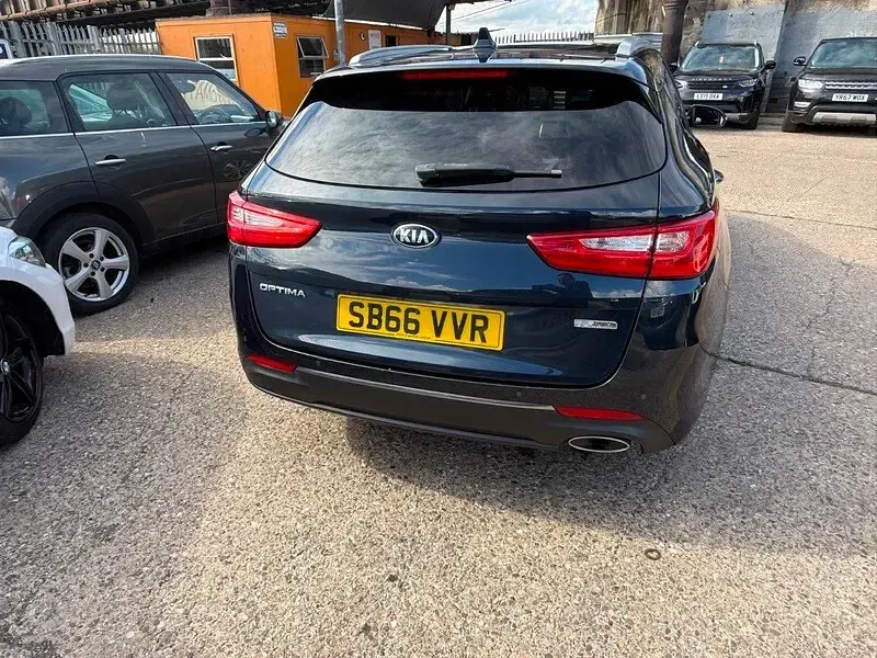 Used Kia Optima 139 HP (102 kW) 2016 Blue Estate