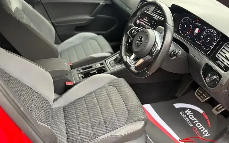 Used VW Golf VII R-line 150 HP (110 kW) 2018 Red Hatchback