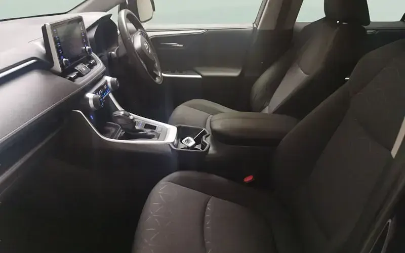 Used Toyota RAV4 218 HP (160 kW) 2021 Blue SUV