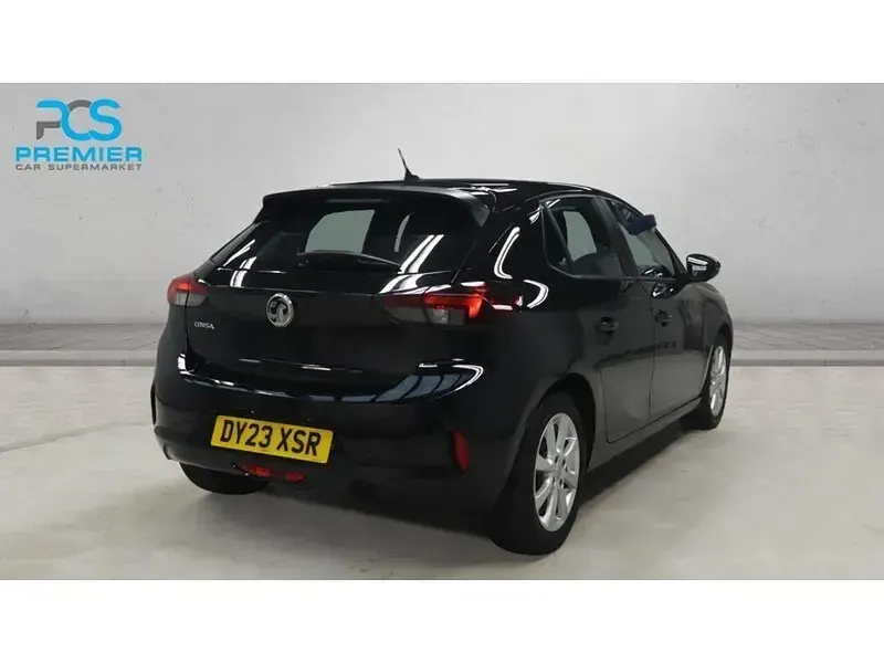 Second-hand Vauxhall Corsa Design Edition 2023 Negru Hatchback