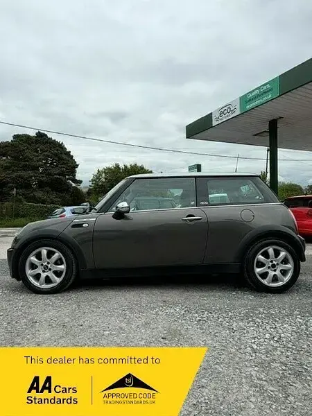 Usado Mini Cooper 2006 Gris Utilitario