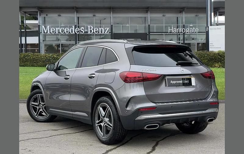 Used Mercedes GLA200 Executive 161 HP (118 kW) 2024 Grey SUV