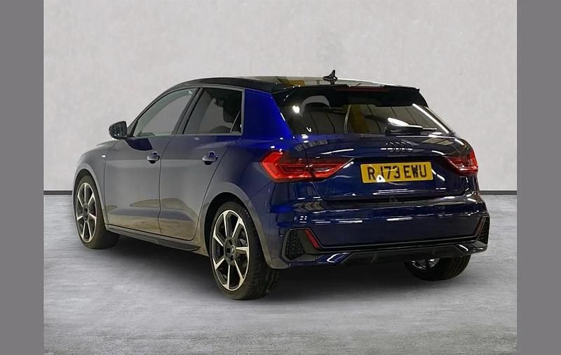 Used Audi A1 Black Edition 110 HP (80 kW) 2024 Blue SUV