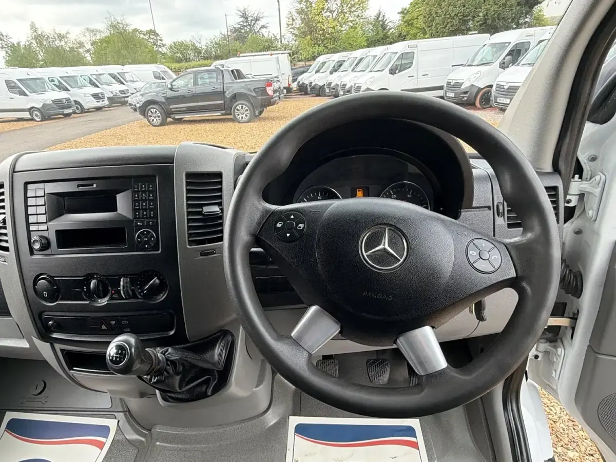Used Mercedes Sprinter 112 HP (82 kW) 2016 White Van
