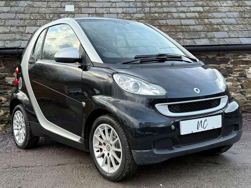 Used Smart ForTwo Coupé Passion 54 HP (39 kW) 2010 Black Coupe