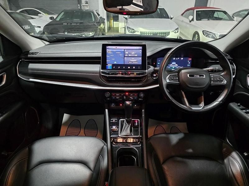 Begagnad Jeep Compass 2023 Svart SUV