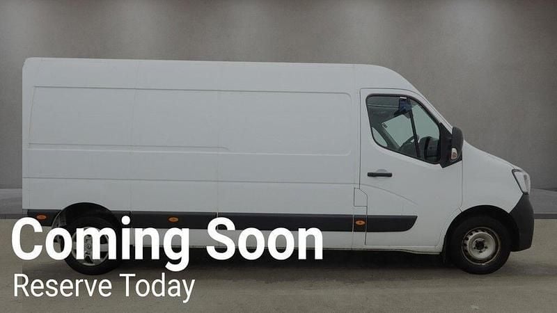 Used Renault Master Business 135 HP (99 kW) 2022 White MPV