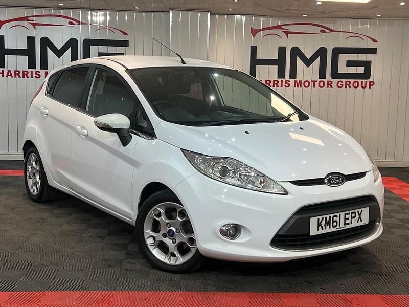 White Used 2012 Ford Fiesta Zetec Hatchback | £2,995 (Fair price) - Image 1/4