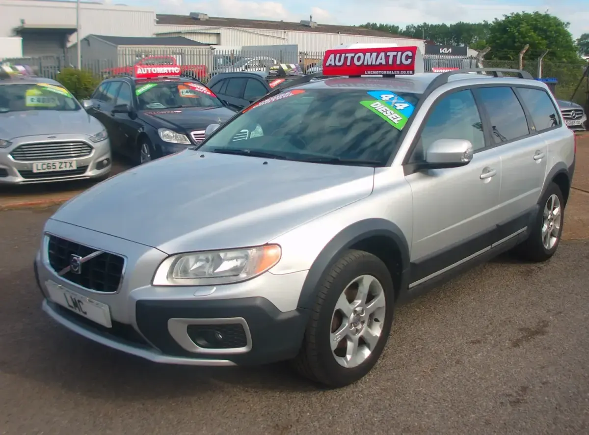 Used Volvo XC70 SE 185 HP (136 kW) 2007 Silver Estate