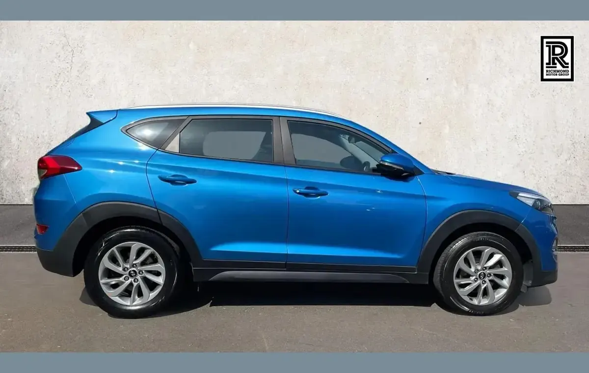 Used Hyundai Tucson SE 113 HP (83 kW) 2017 Blue SUV