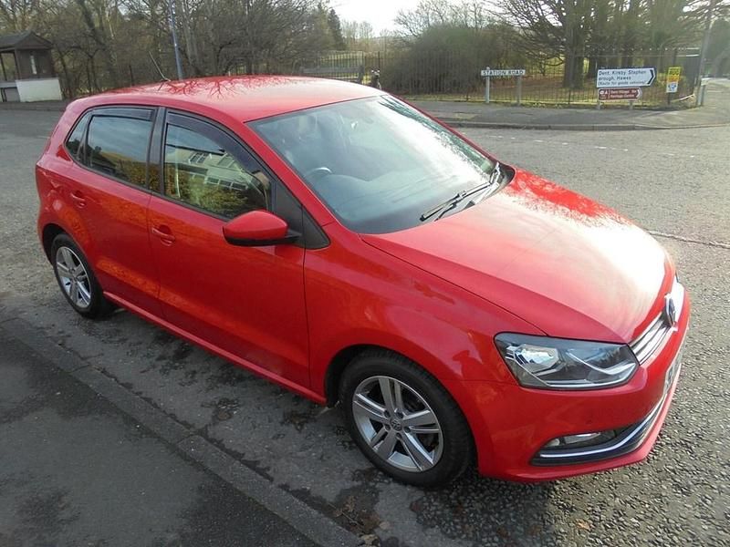 Used VW Polo Edition 90 HP (66 kW) 2018 Red Hatchback