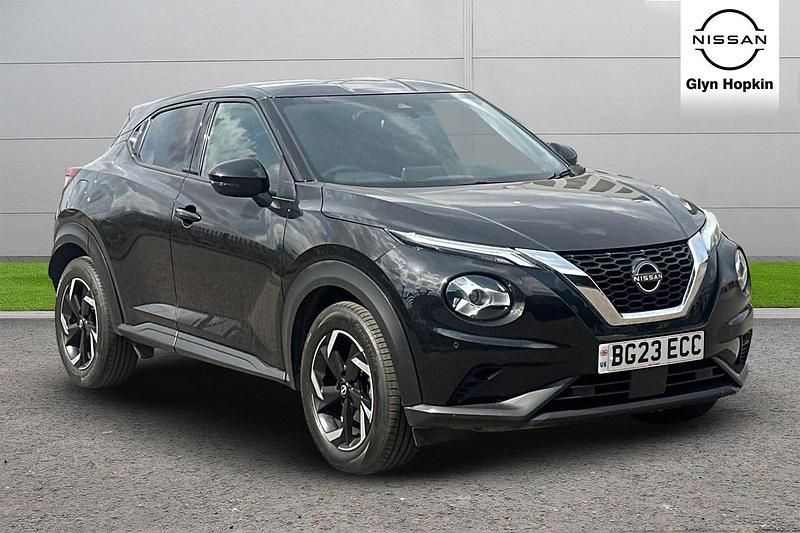 Black Used 2023 Nissan Juke N-Connecta SUV | £14,474 (Fair price) - Image 1/4