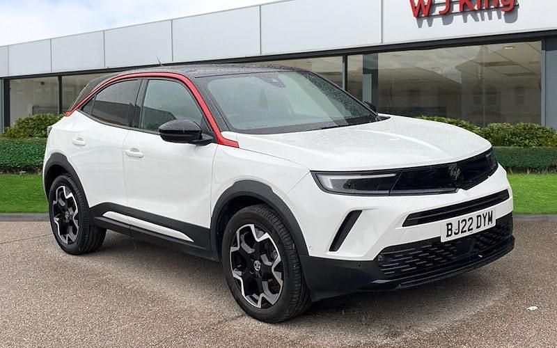 White Used 2022 Vauxhall Mokka SRi SUV | £15,295 (Fair price) - Image 1/3