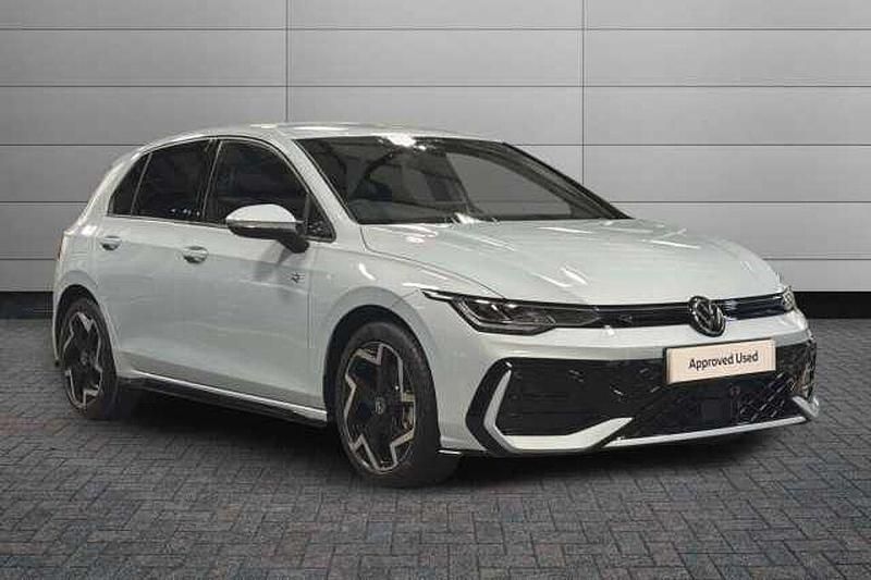 New VW Golf VIII 150 HP (110 kW) 2025