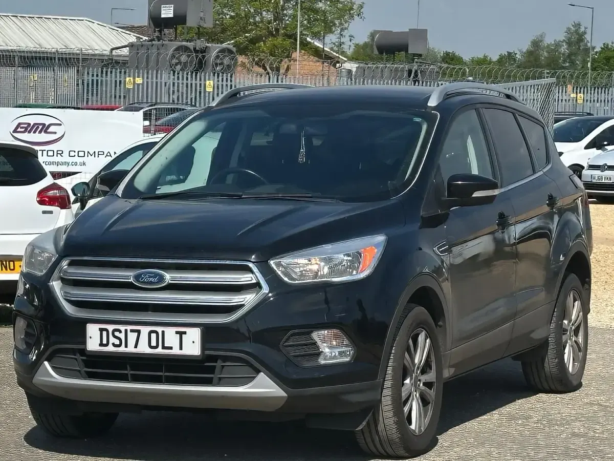 Used Ford Kuga Zetec 150 HP (110 kW) 2017 Black SUV