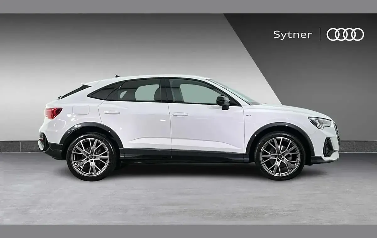 Used Audi Q3 Black Edition 150 HP (110 kW) 2024 White SUV