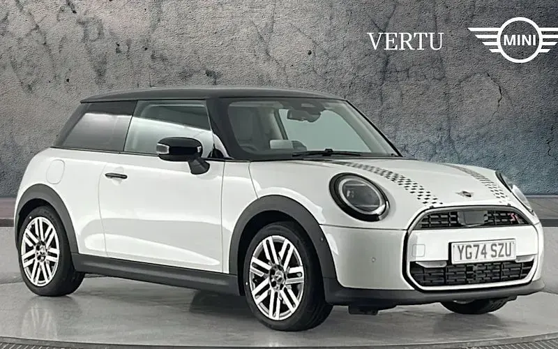 Used Mini Cooper Classic 150 kW (204 HP) 2026 Hatchback