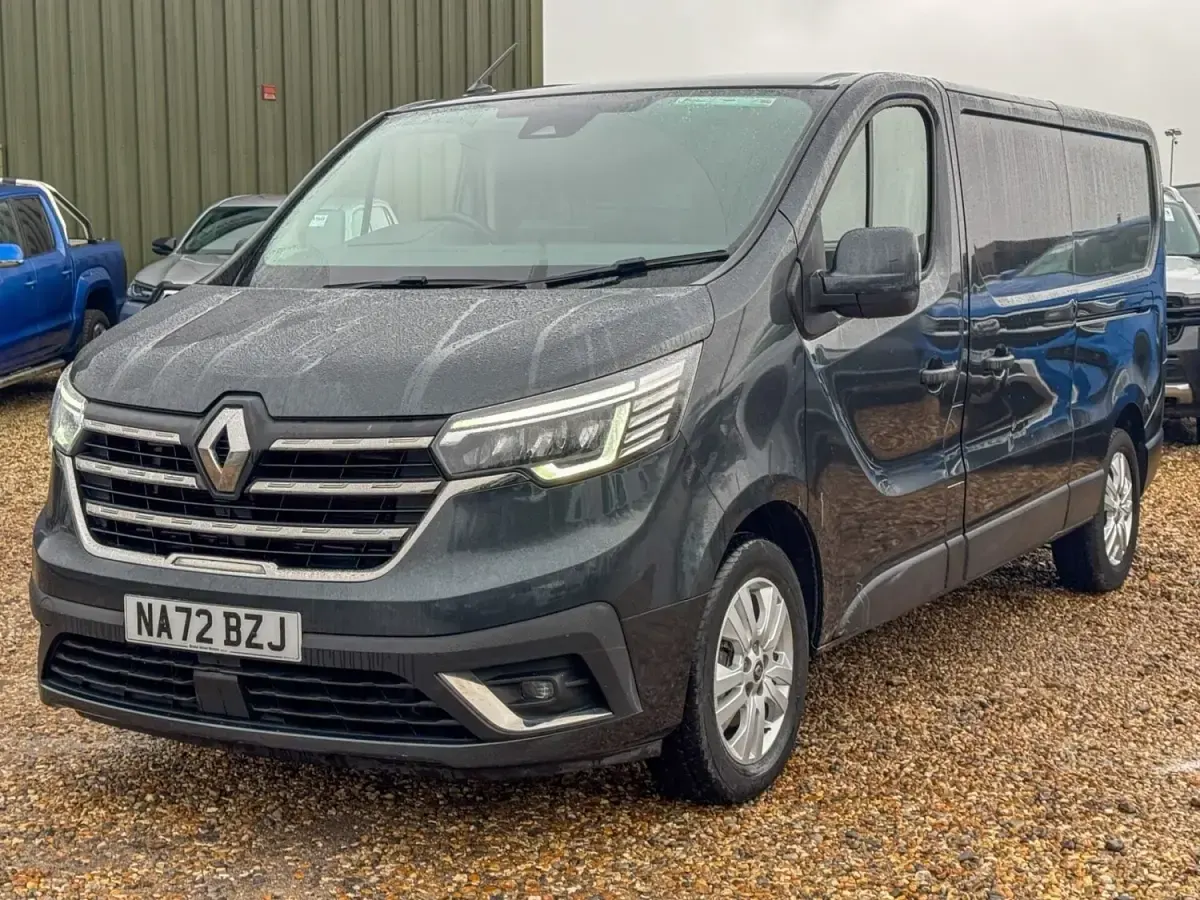 Usado Renault Trafic 2022 Cinzento