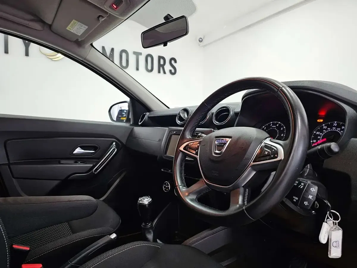 Used Dacia Duster Comfort 2019 Orange SUV