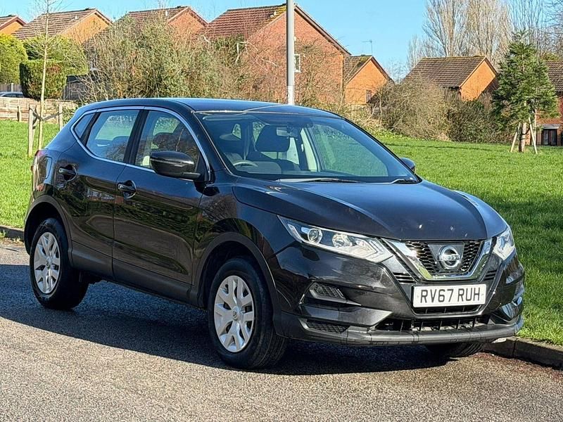 Used Nissan Qashqai Visia 2017 Black SUV