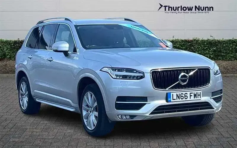 Used Volvo XC90 Momentum 235 HP (172 kW) 2016 SUV