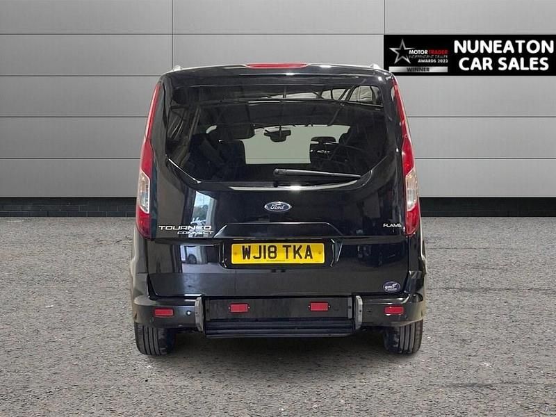 Used Ford Grand Tourneo Connect Titanium 120 HP (88 kW) 2018 Black MPV